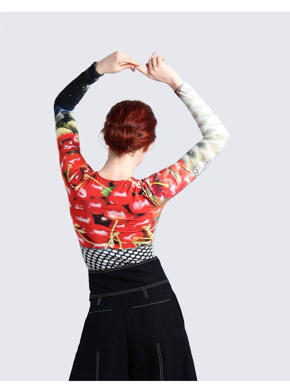 Maison Martin Margiela Red, Cream and Black Printed Long-Sleeve Bodysuit - Picture 3 of 4